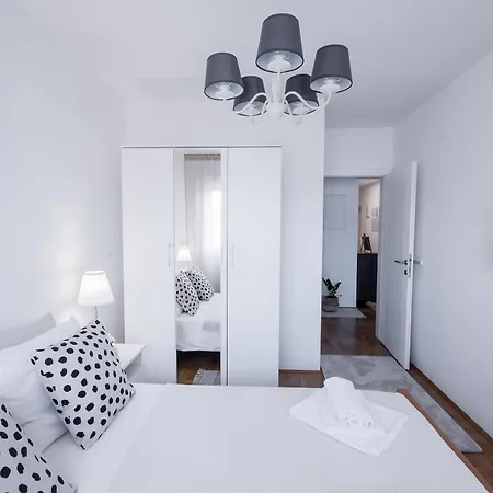 Apartment Scala