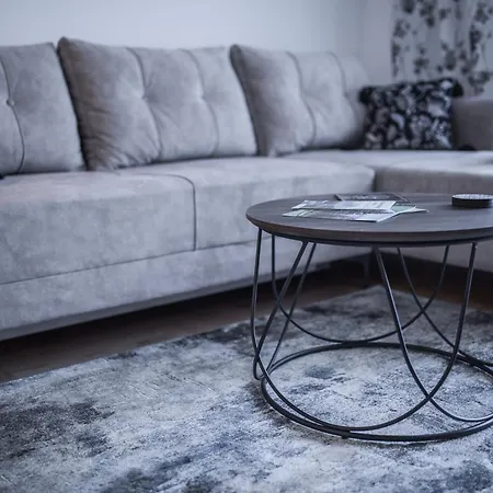 Scala Apartment *